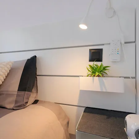 Greenwaves Con Piscina Apartment
