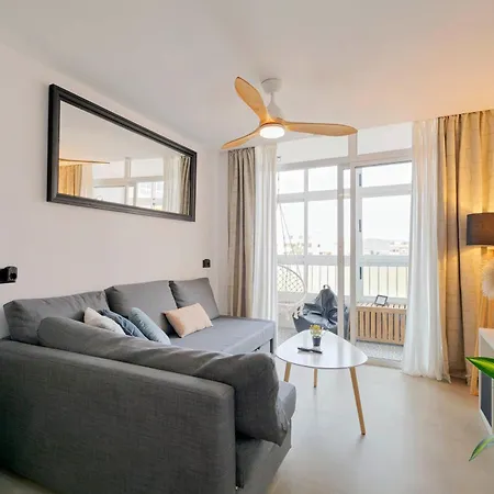 Greenwaves Con Piscina Apartment *